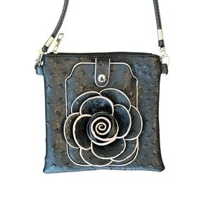 22 Tote Flower Snap Black Crossbody Bag.